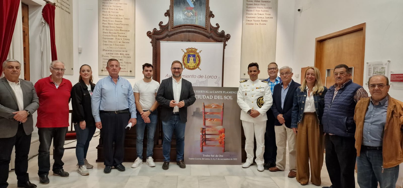 12230428102022772253