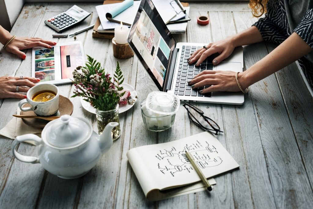 online-merchandise-marketing-plan