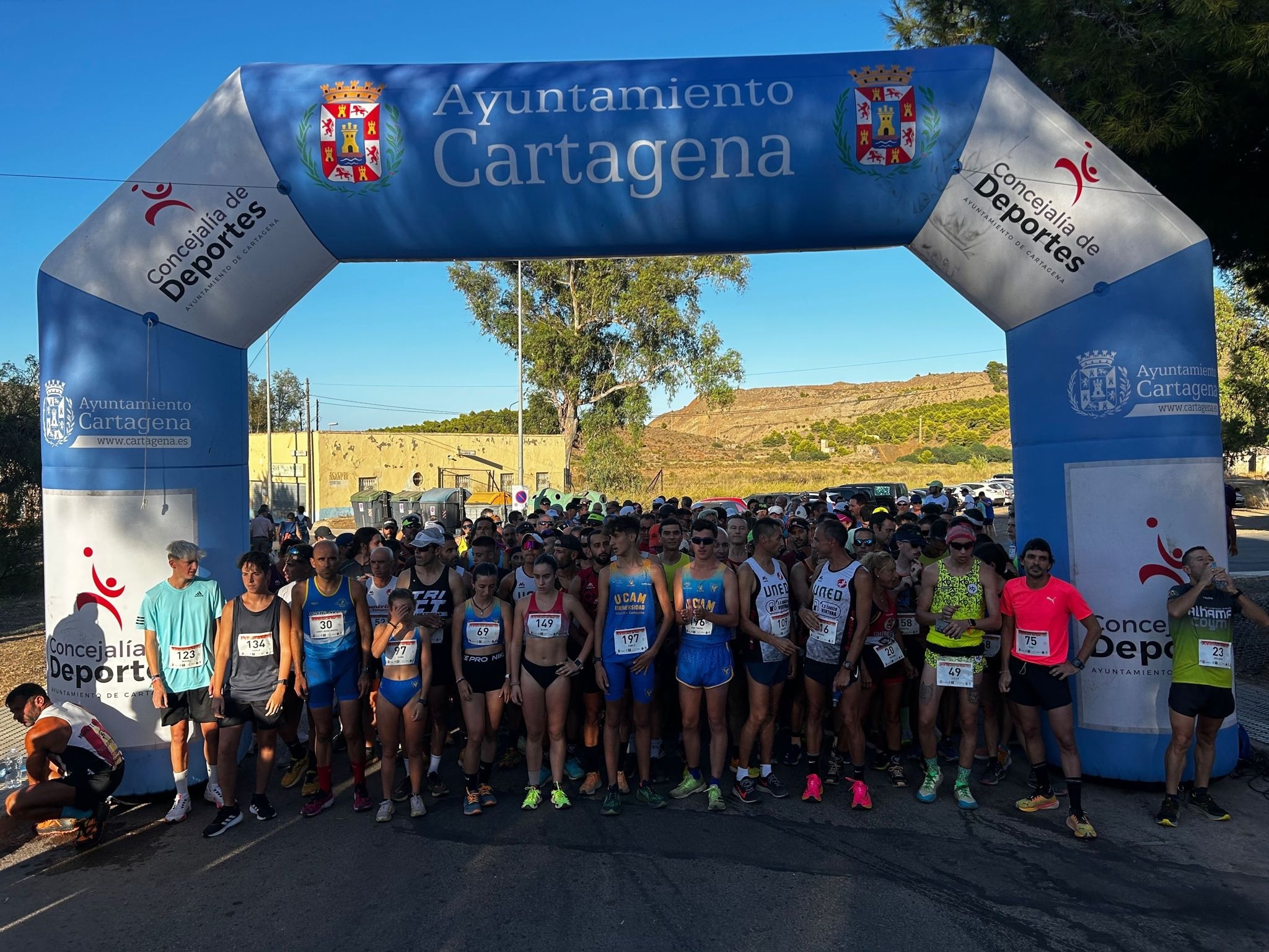 salida-xviii-cross-popular-minero-llano-del-beal
